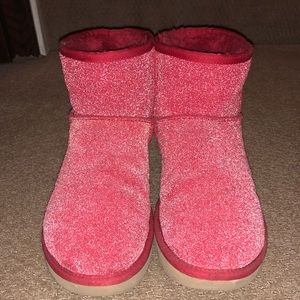 UGG Boots - Short/Mini - Sparkly Red!